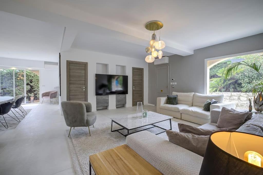 Villa Julia First Валлорис Экстерьер фото