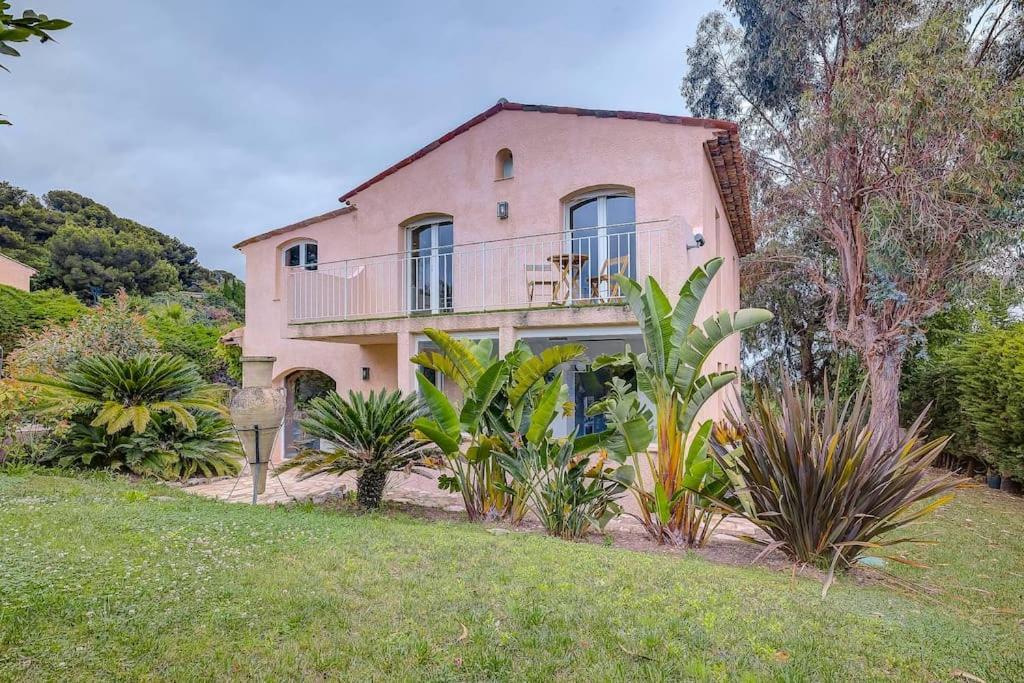 Villa Julia First Валлорис Экстерьер фото